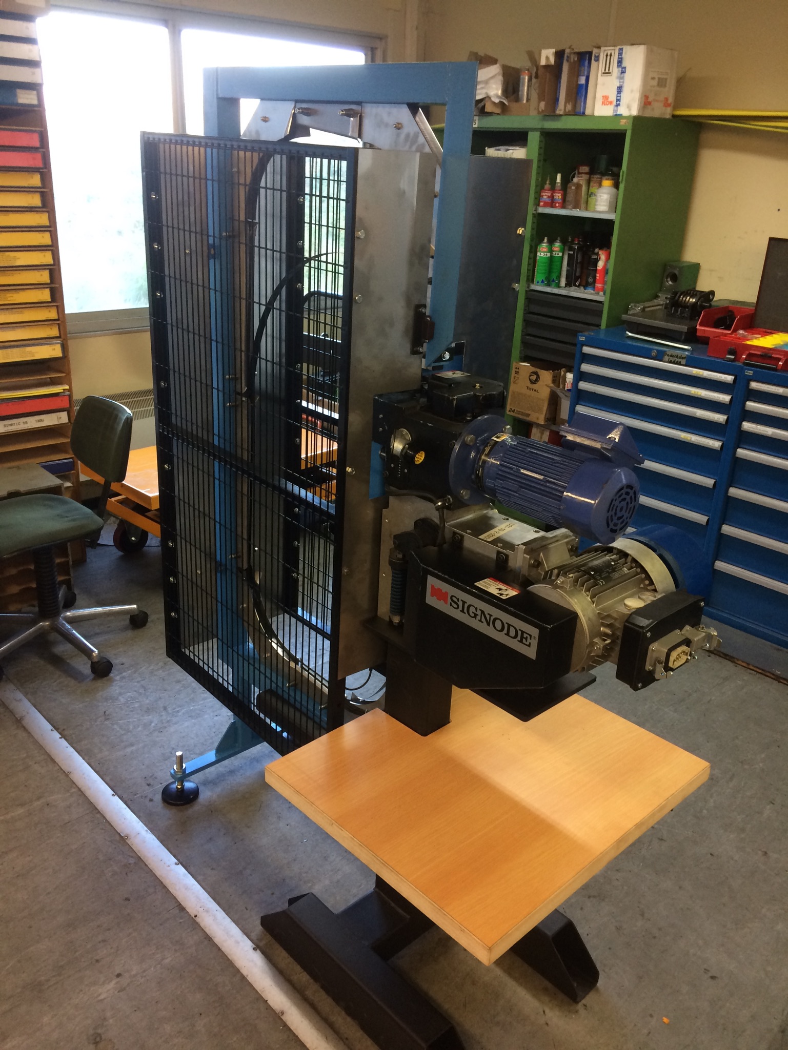 Testbank voor omsnoeringsapparaat (TataSteel)